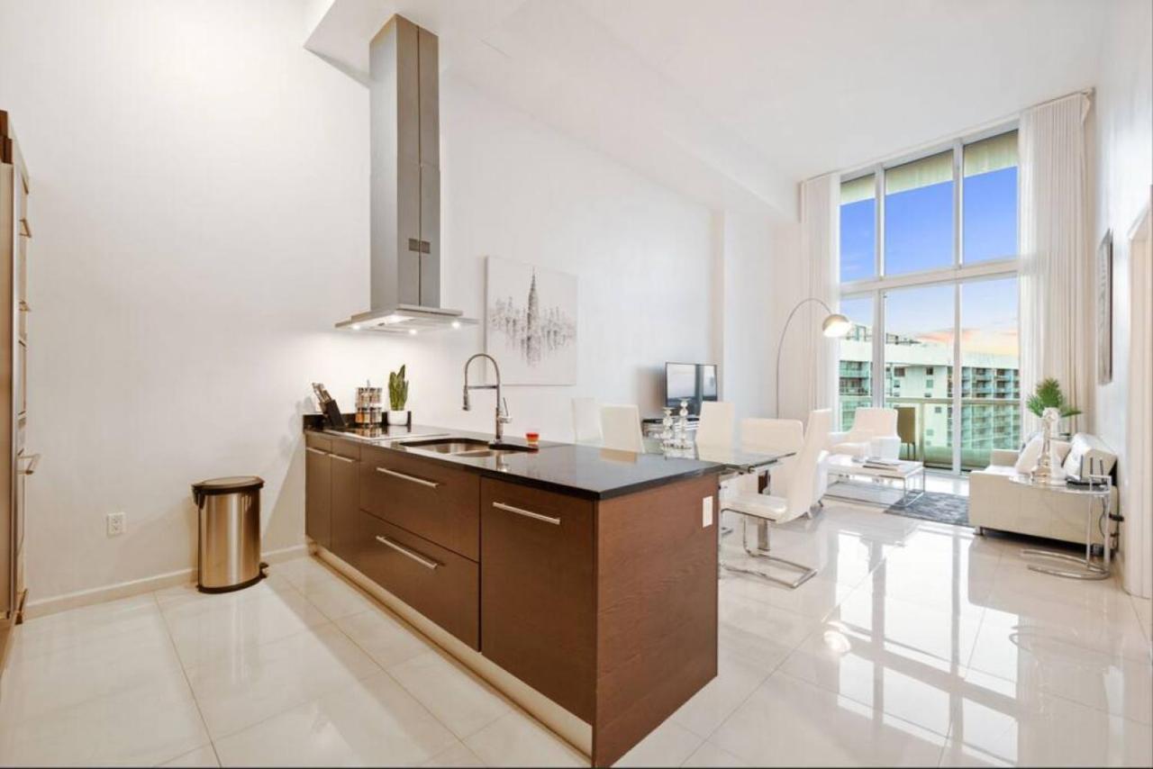 Beautiful One Bedroom Condo 16Ft Ceilings At The W Miami Buitenkant foto