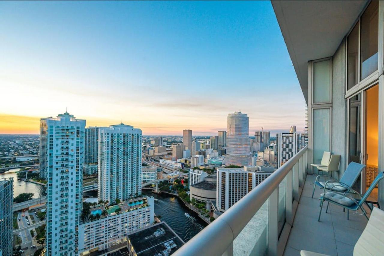 Beautiful One Bedroom Condo 16Ft Ceilings At The W Miami Buitenkant foto