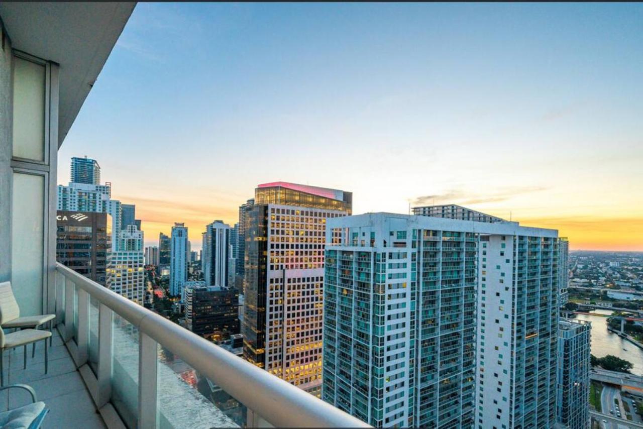 Beautiful One Bedroom Condo 16Ft Ceilings At The W Miami Buitenkant foto